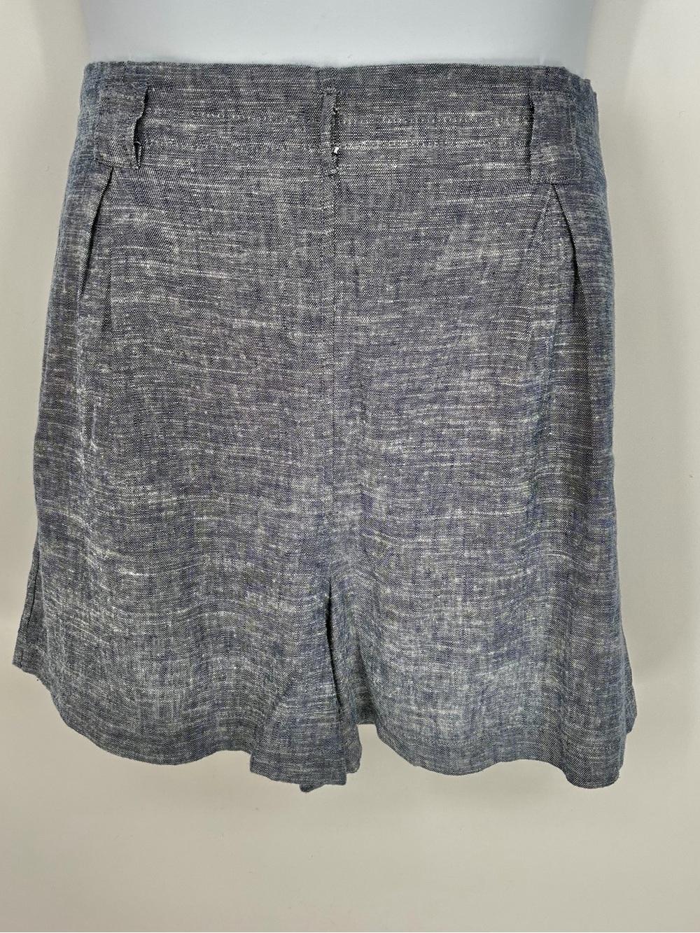 Max Studio Linen Blend Pleated Pull-On Shorts Chambray Blue Size L